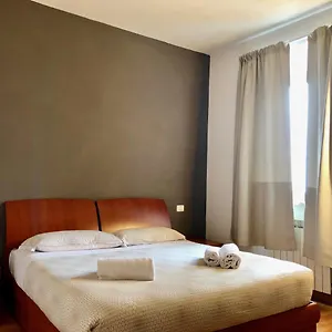 Candia Bright Vatican , Roma Italia